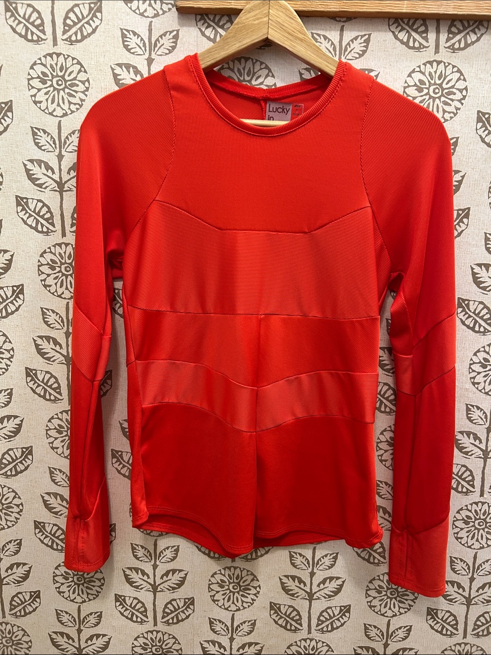 Lucky in Love Brand Red Long-Sleeve Athletic Crew Neck Top